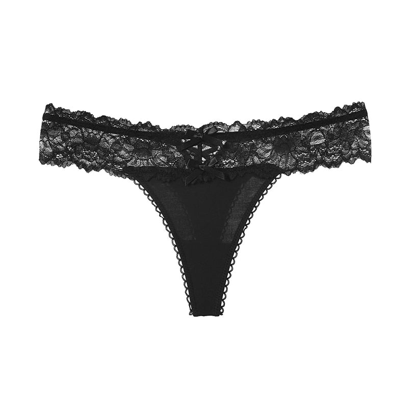 String taille basse en dentelle - Dentelle-Avenue